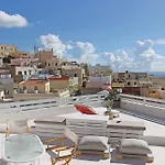 San Nikolas View *